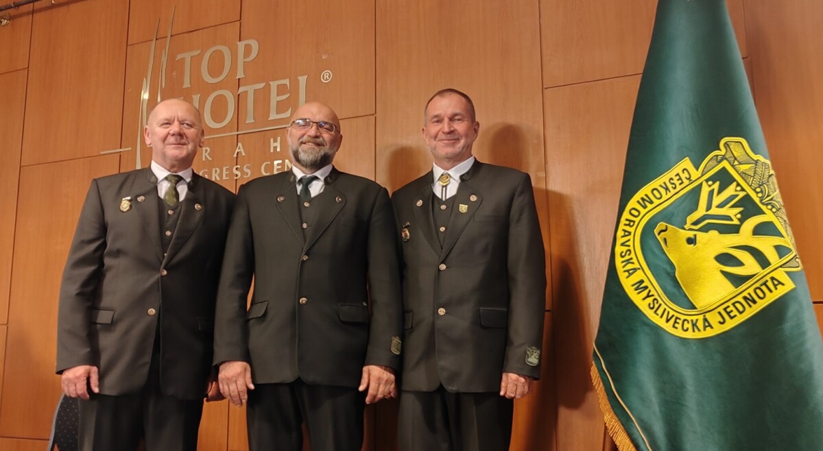 Jiří Janota obhájil post předsedy ČMMJ